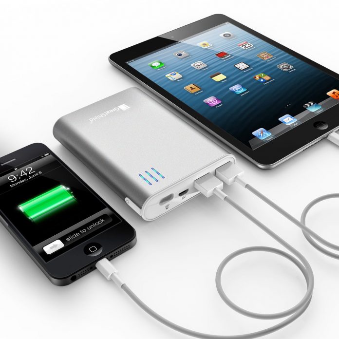 Top 10 Best Portable Power Banks For 2016